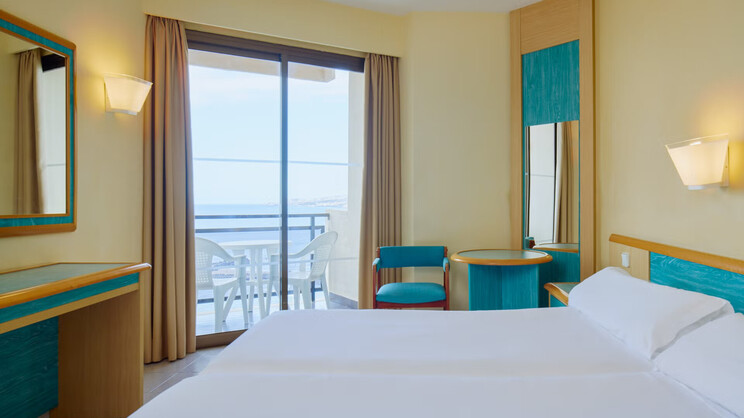 Standard Side Sea Views